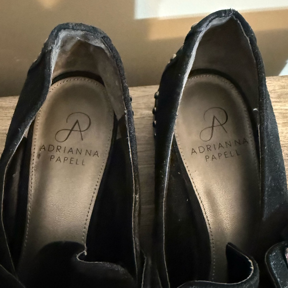 Adrianna Papell Black Suede Studded Shoes Women’s Size 8.5 Studs & Buckle Detail - Picture 4 of 12